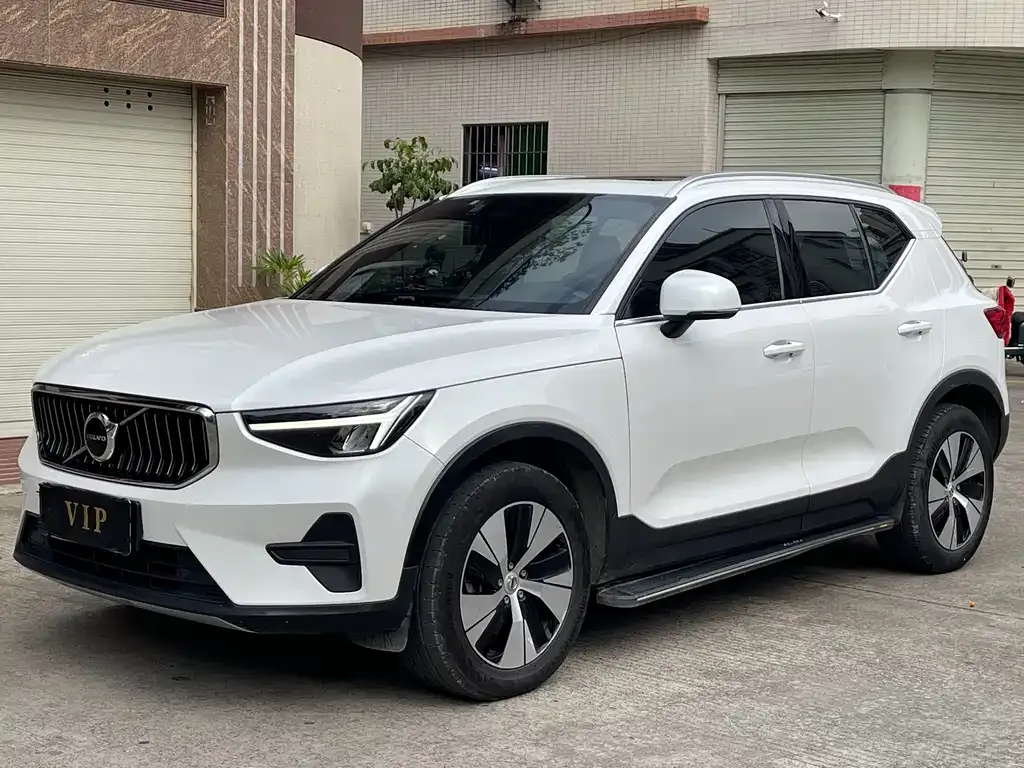 Volvo XC40 2022 из CN, фото 1