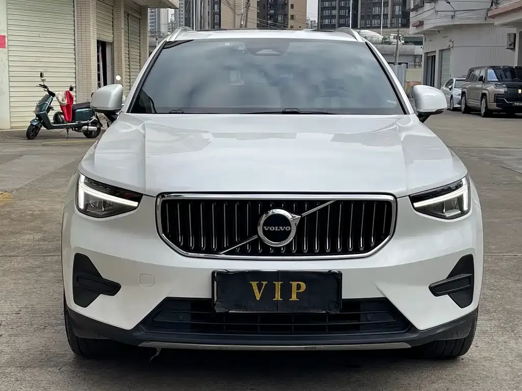 Volvo XC40 2022 из CN, фото 2