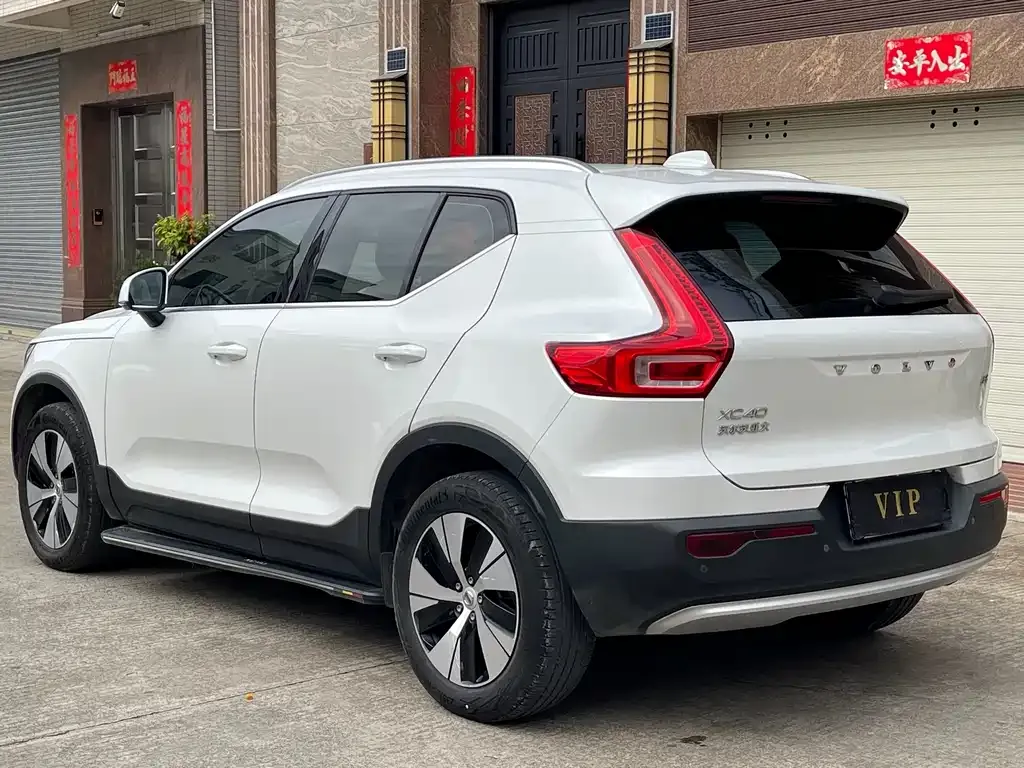 Volvo XC40 2022 из CN, фото 4