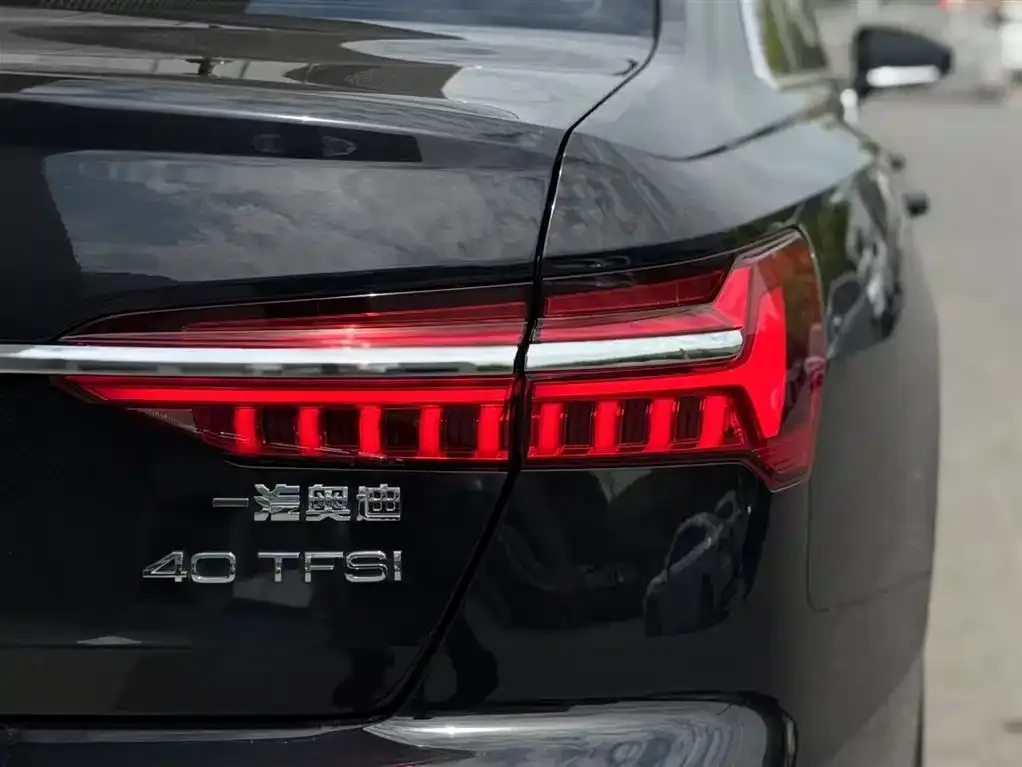 Audi A6L 2022 из CN, фото 2
