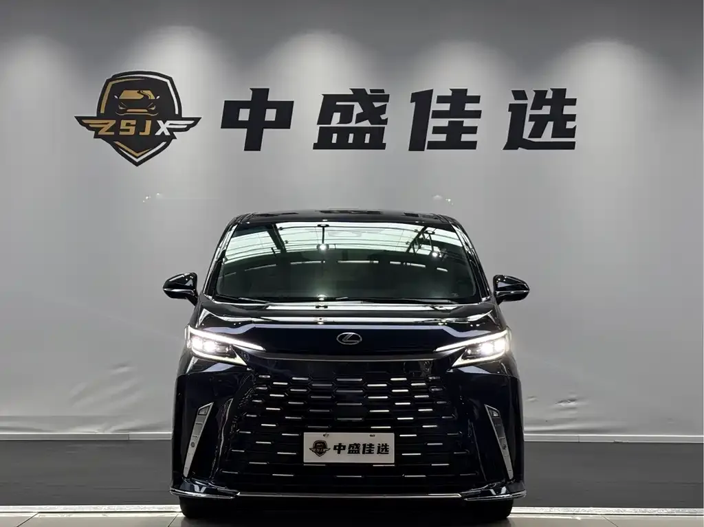 Lexus LM 2024 из CN, фото 2