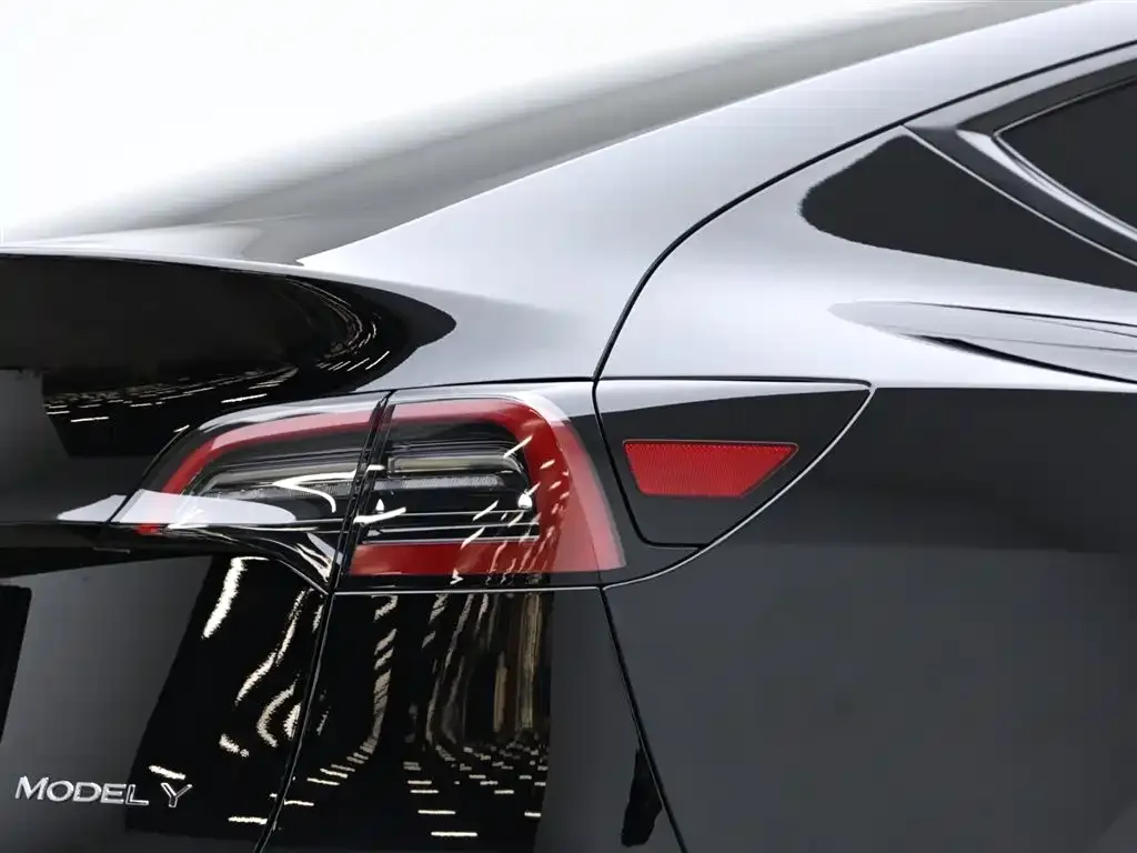 Tesla Model Y 2024 из CN, фото 7