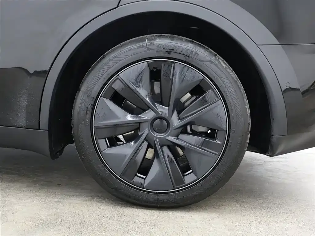Tesla Model Y 2024 из CN, фото 9