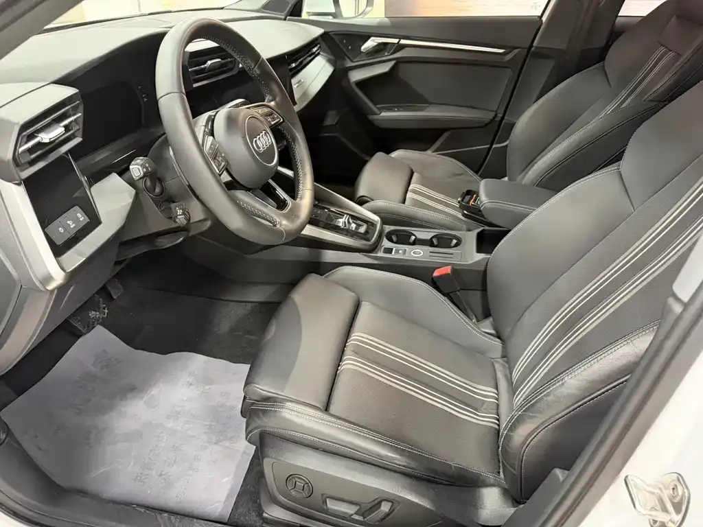 Audi A3 2021 из CN, фото 10