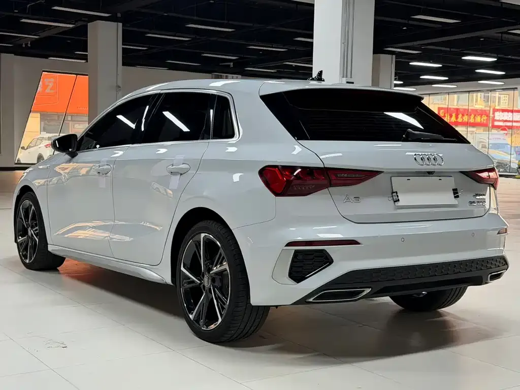 Audi A3 2021 из CN, фото 7