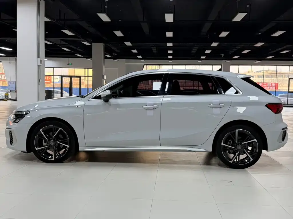 Audi A3 2021 из CN, фото 8