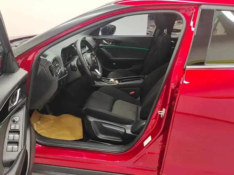 Mazda CX-4 2021 из CN, фото 9