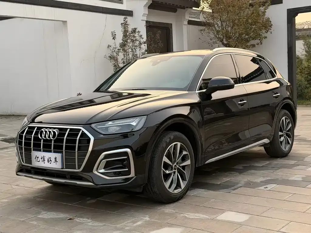 Audi Q5L 2022 из CN, фото 1