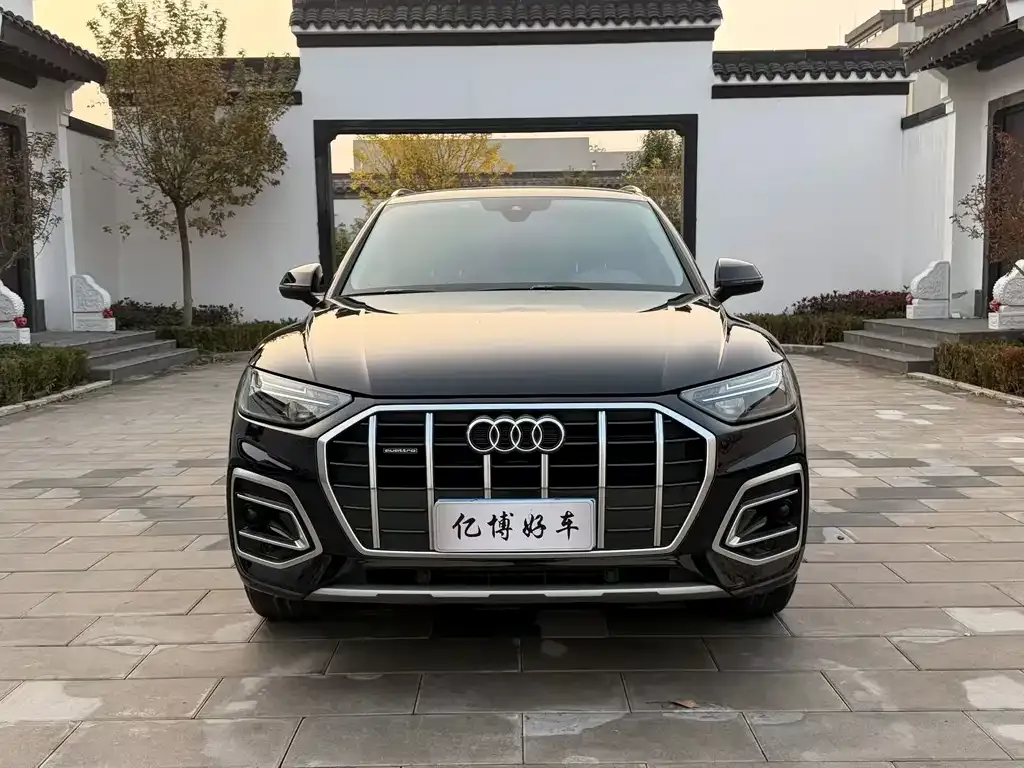 Audi Q5L 2022 из CN, фото 2