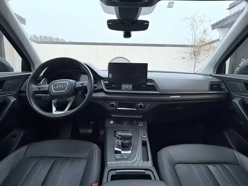 Audi Q5L 2022 из CN, фото 5