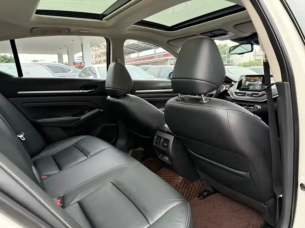 Nissan Teana 2021 из CN, фото 8