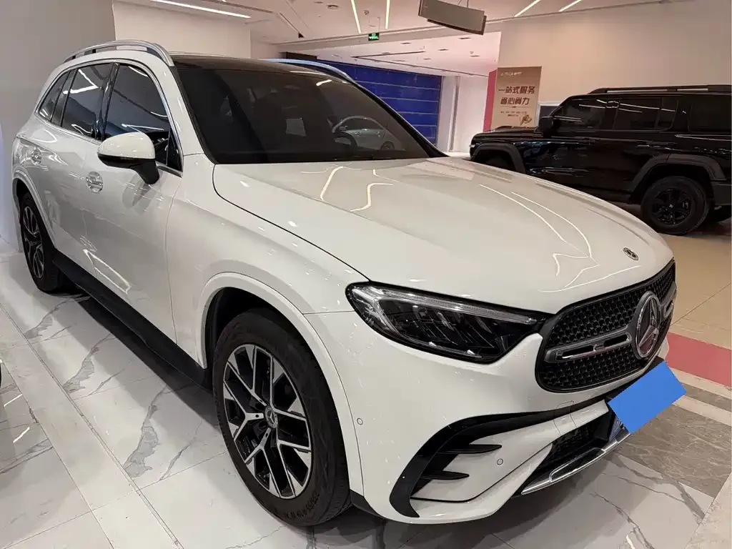 Mercedes-Benz GLC 2024 из CN, фото 2