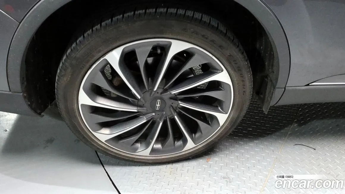 Lincoln Aviator 2021 из KR, фото 5