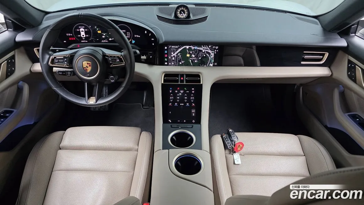Porsche Taycan 2022 из KR, фото 7