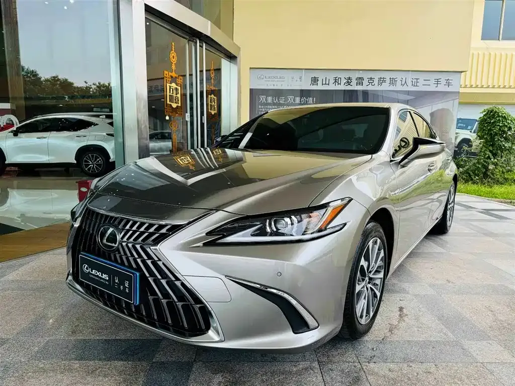 Lexus ES 2024 из CN, фото 1