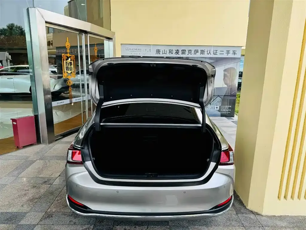 Lexus ES 2024 из CN, фото 7