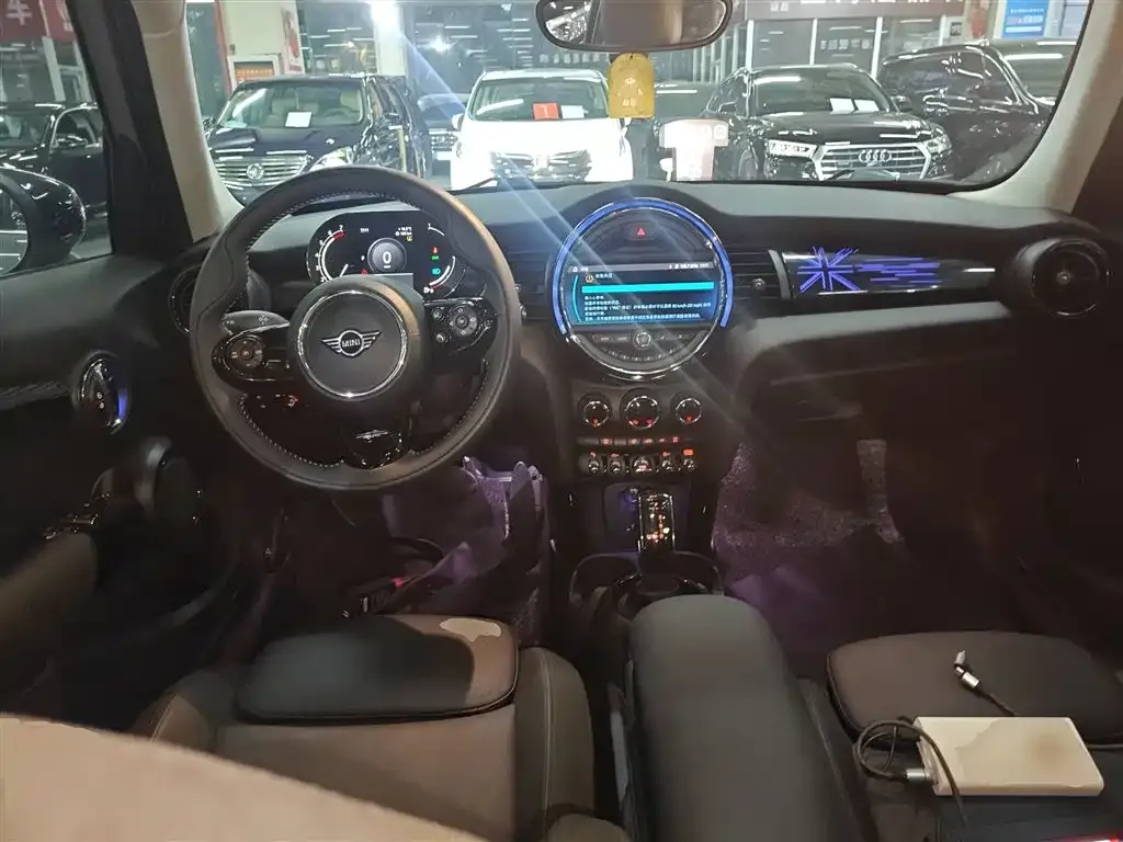 MINI Cooper (3-door) 2021 из CN, фото 10