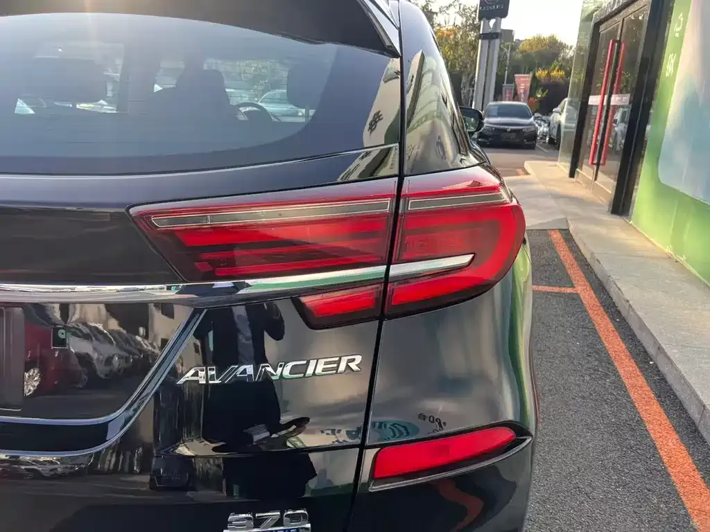 Honda Avancier 2023 из CN, фото 5