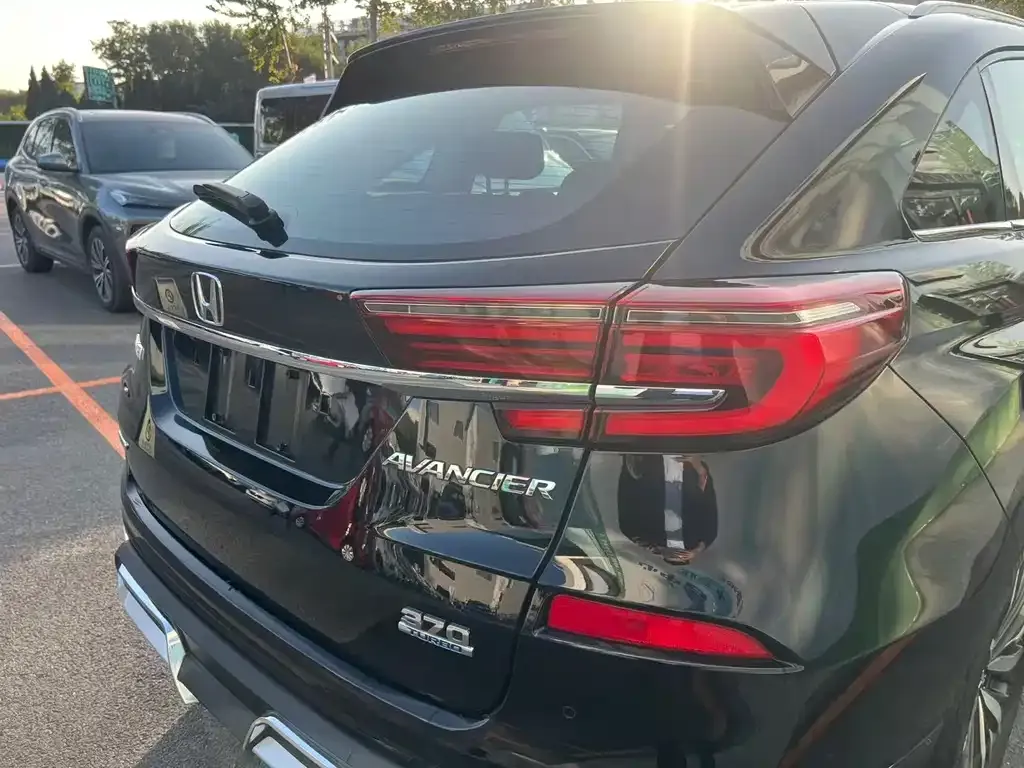 Honda Avancier 2023 из CN, фото 6