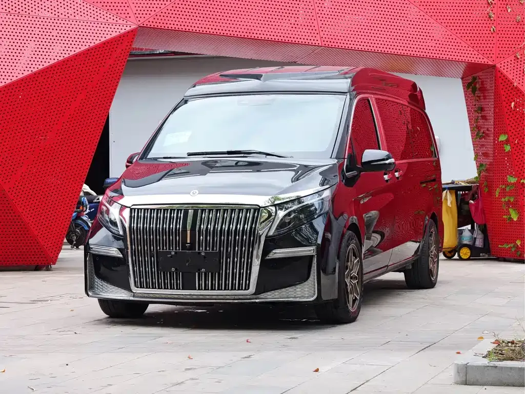 Mercedes-Benz V-Class 2024 из CN, фото 1