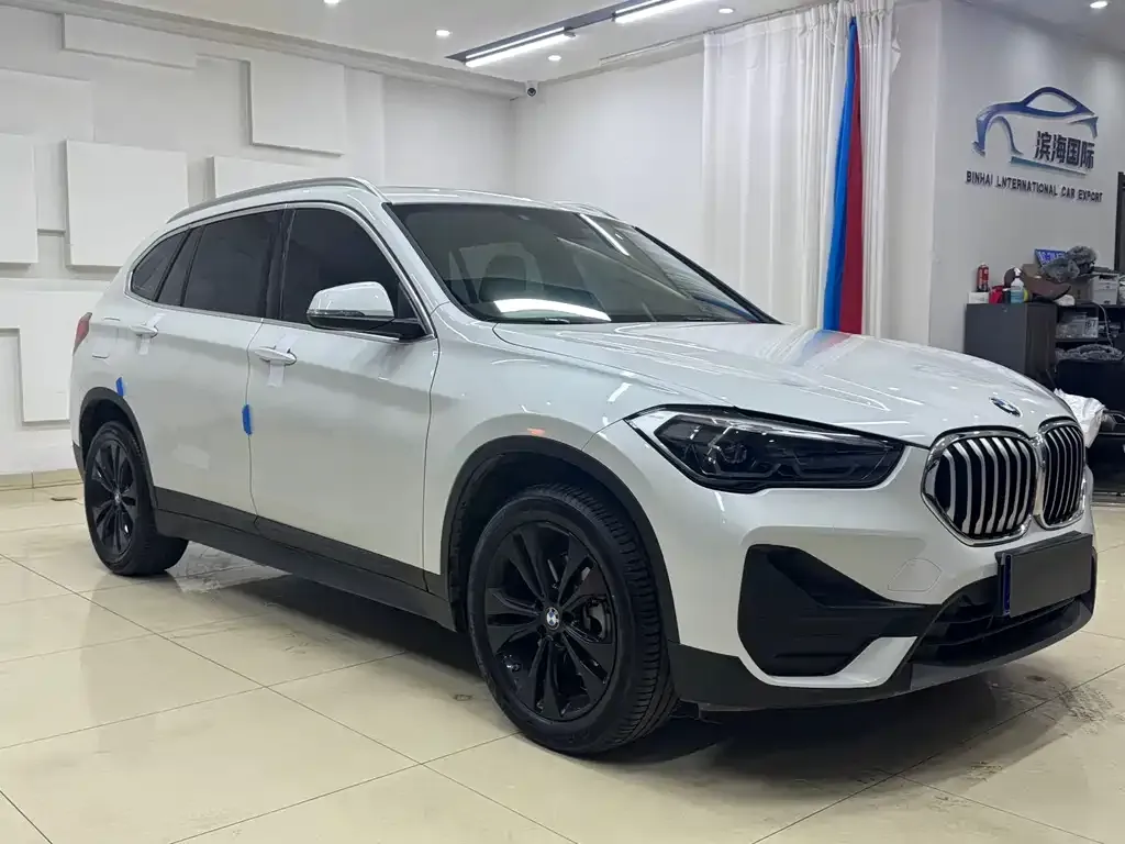BMW X1 2021 из CN, фото 3