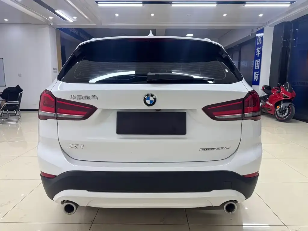 BMW X1 2021 из CN, фото 5