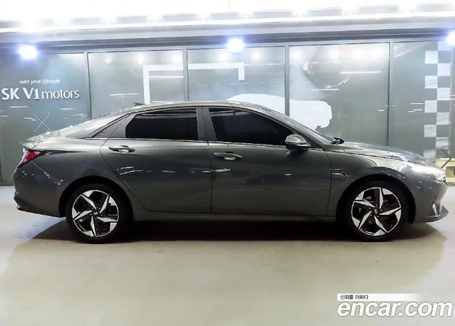Hyundai AVANTE 2021 из KR, фото 3