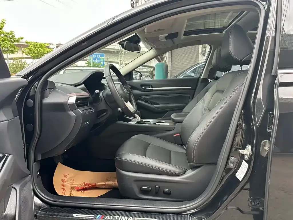 Nissan Teana 2022 из CN, фото 4