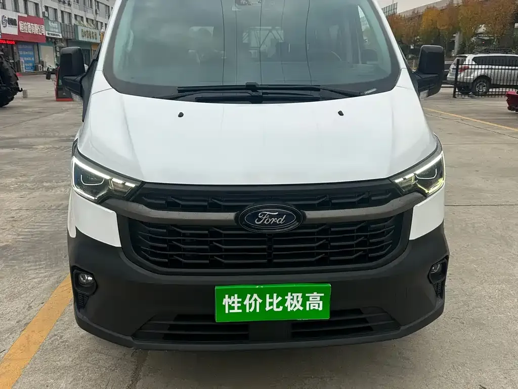 Ford Transit 2023 из CN, фото 2