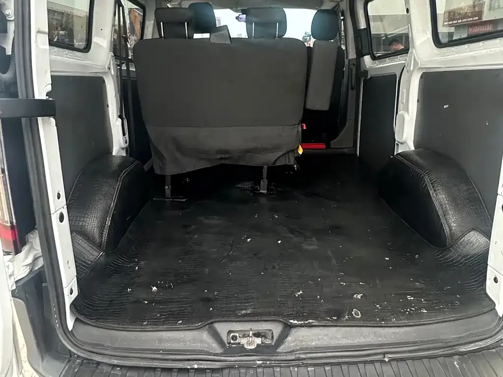 Ford Transit 2023 из CN, фото 7