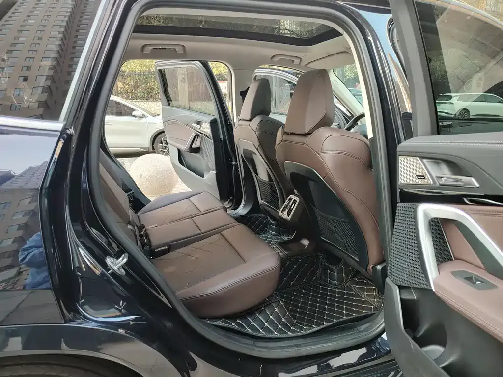 BMW X1 2024 из CN, фото 8