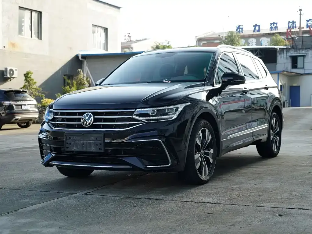 Volkswagen Tiguan L 2021 из CN, фото 1