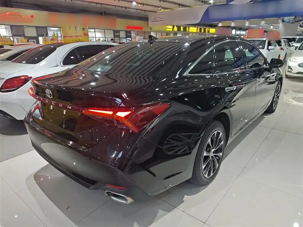 Toyota Avalon 2022 из CN, фото 7