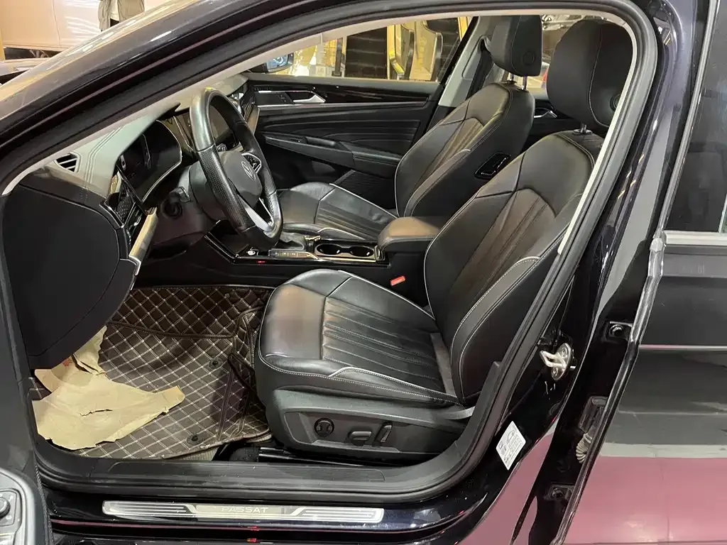 Volkswagen Passat 2024 из CN, фото 5