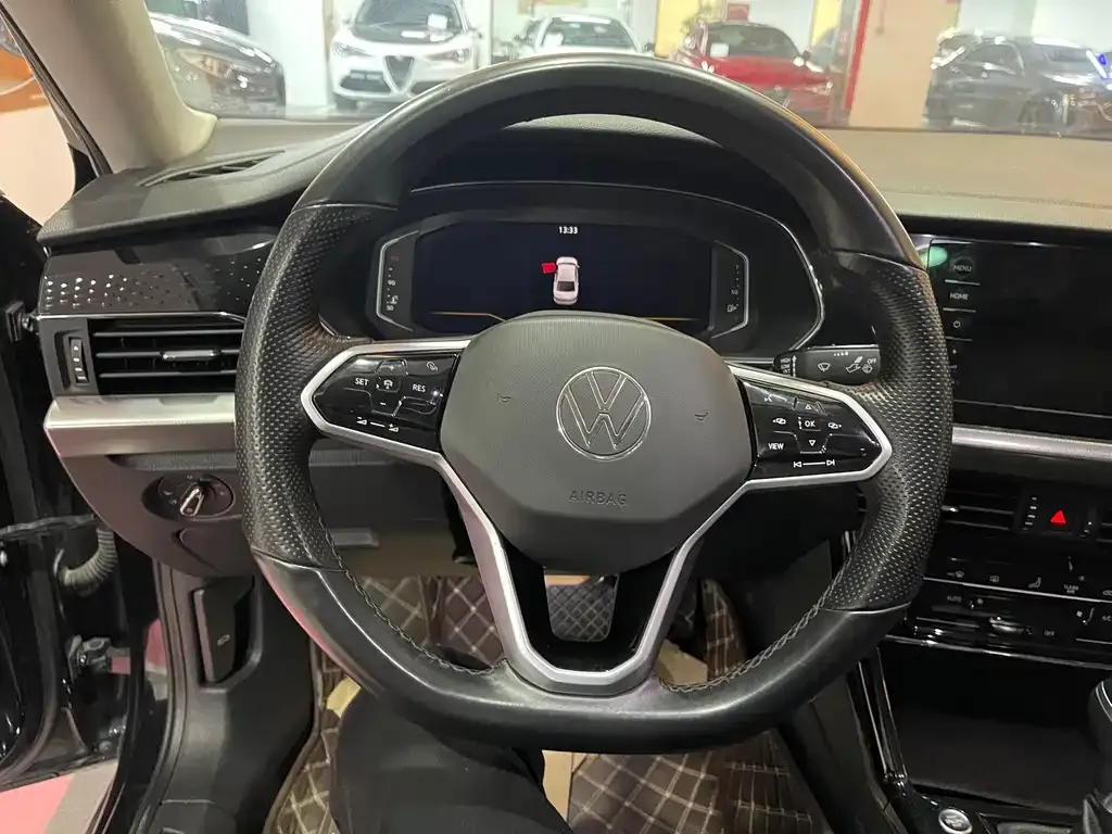 Volkswagen Passat 2024 из CN, фото 7