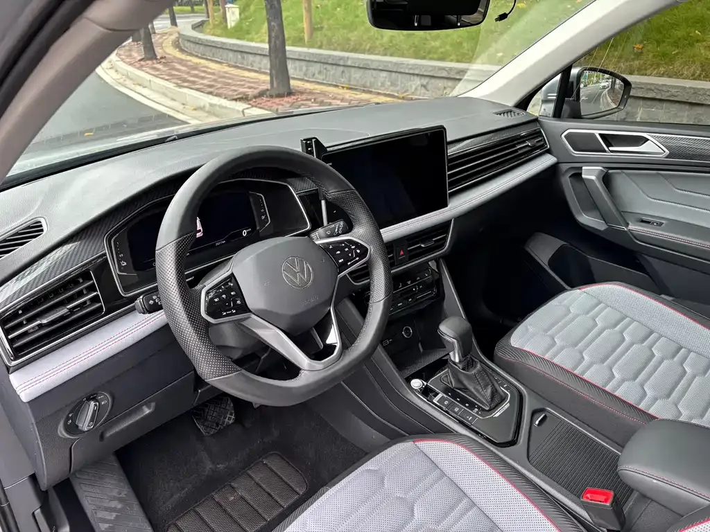 Volkswagen Tiguan L New Energy 2023 из CN, фото 10