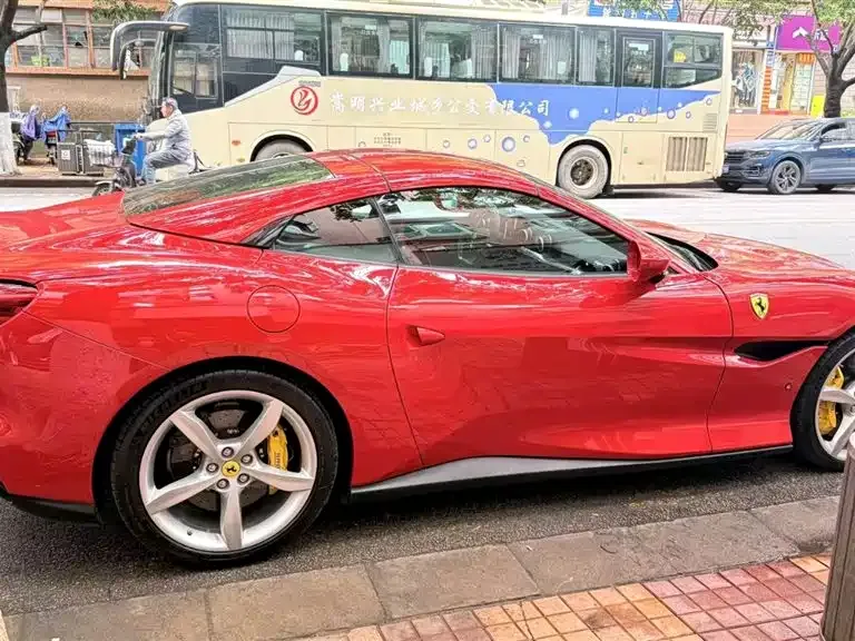 Ferrari Portofino 2024 из CN, фото 4