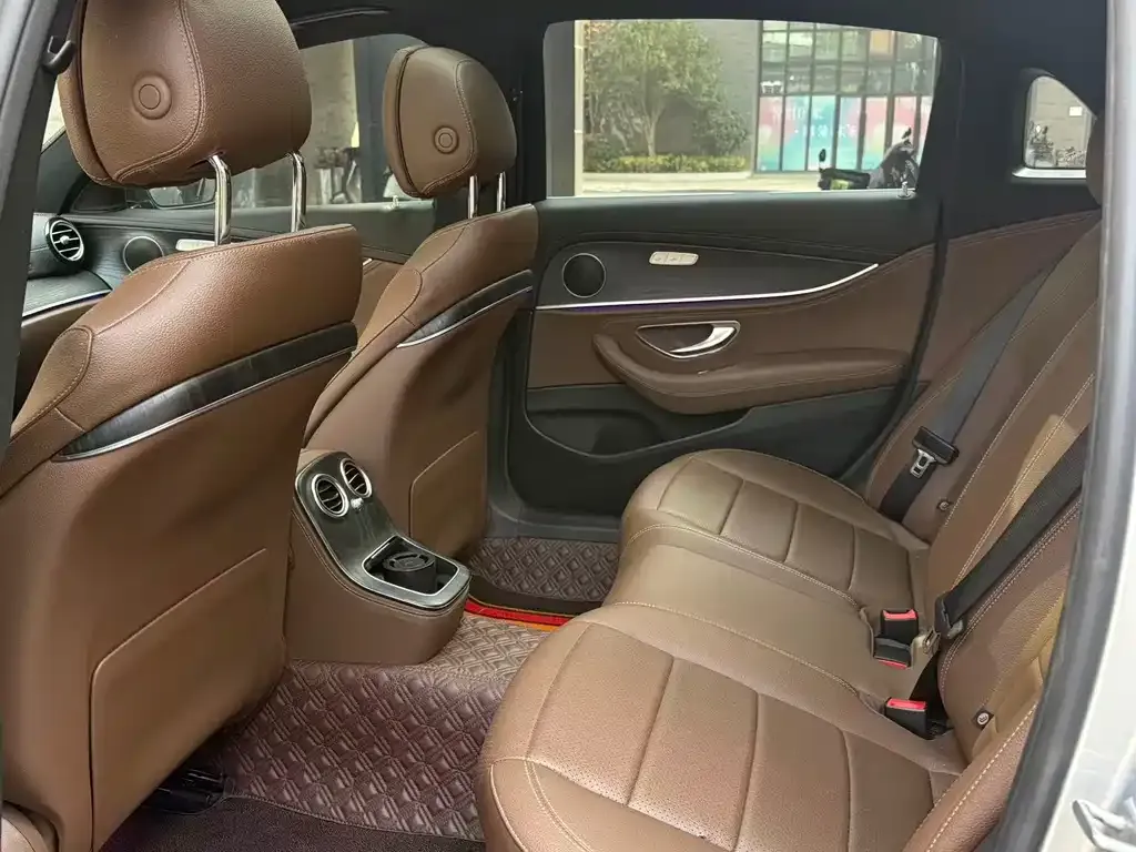 Mercedes-Benz E-Class 2021 из CN, фото 4