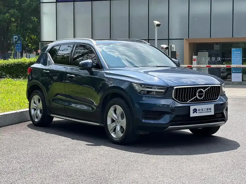 Volvo XC40 2021 из CN, фото 3