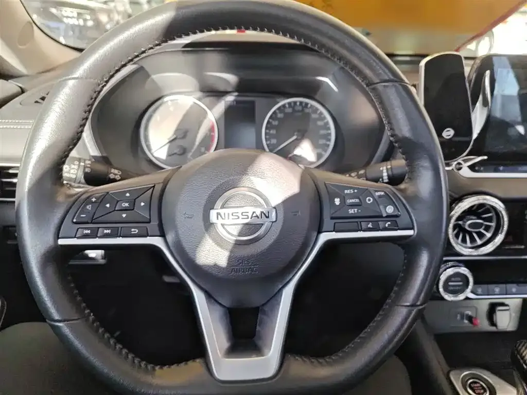 Nissan Sylphy 2023 из CN, фото 3