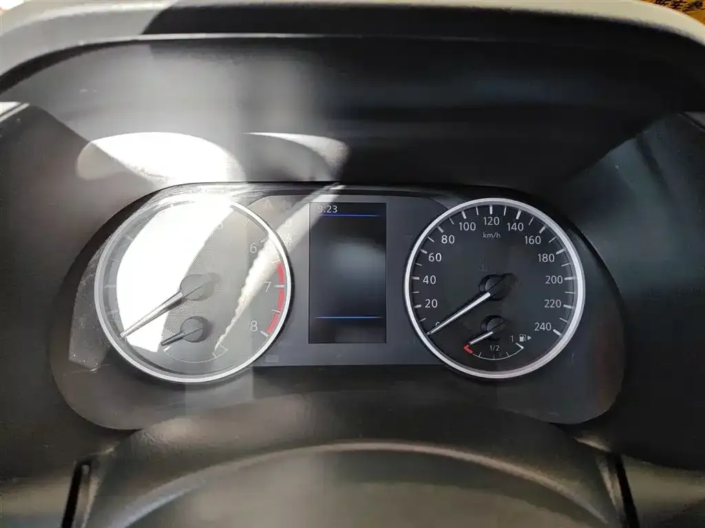 Nissan Sylphy 2023 из CN, фото 4