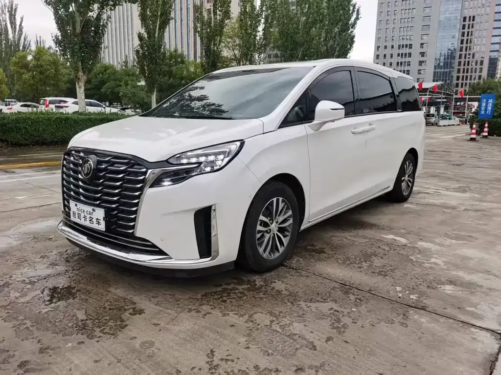 Buick GL8 2022 из CN, фото 1