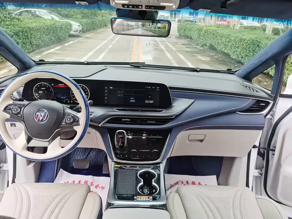 Buick GL8 2022 из CN, фото 9