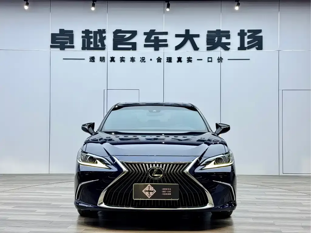 Lexus ES 2021 из CN, фото 1