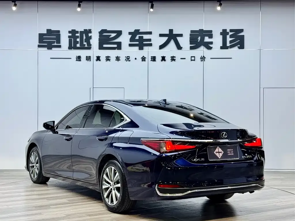 Lexus ES 2021 из CN, фото 4