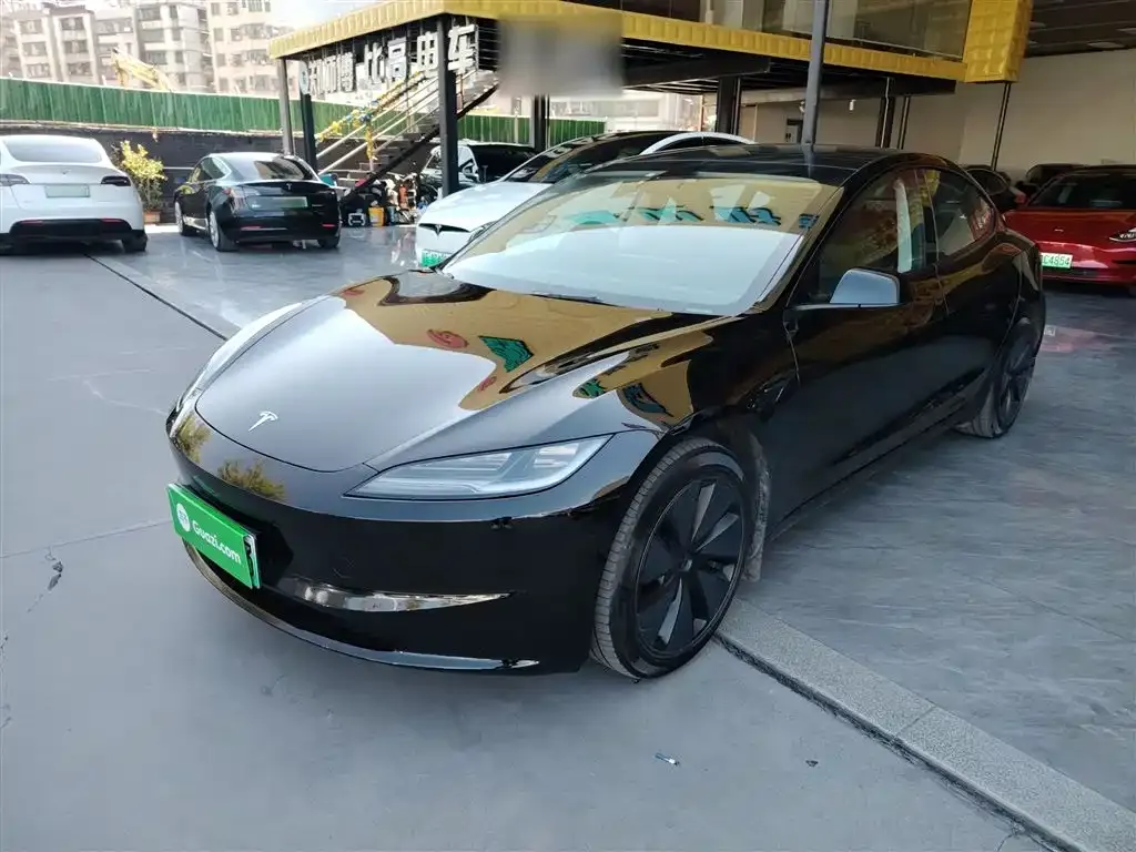 Tesla Model 3 2023 из CN, фото 2