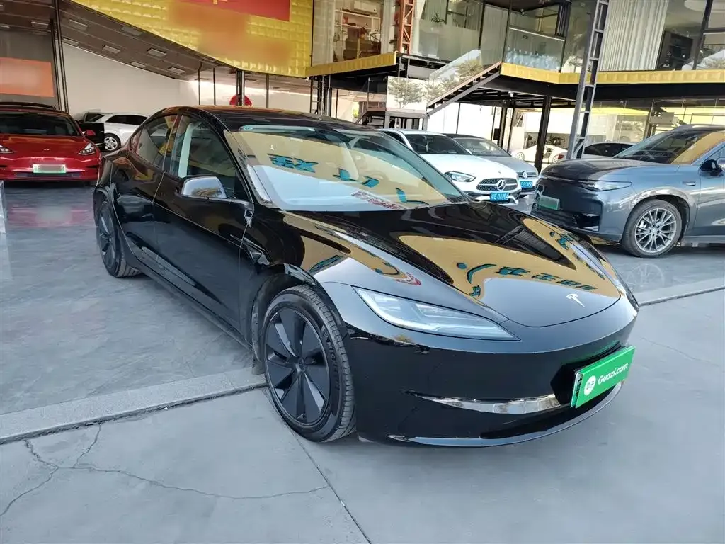 Tesla Model 3 2023 из CN, фото 4
