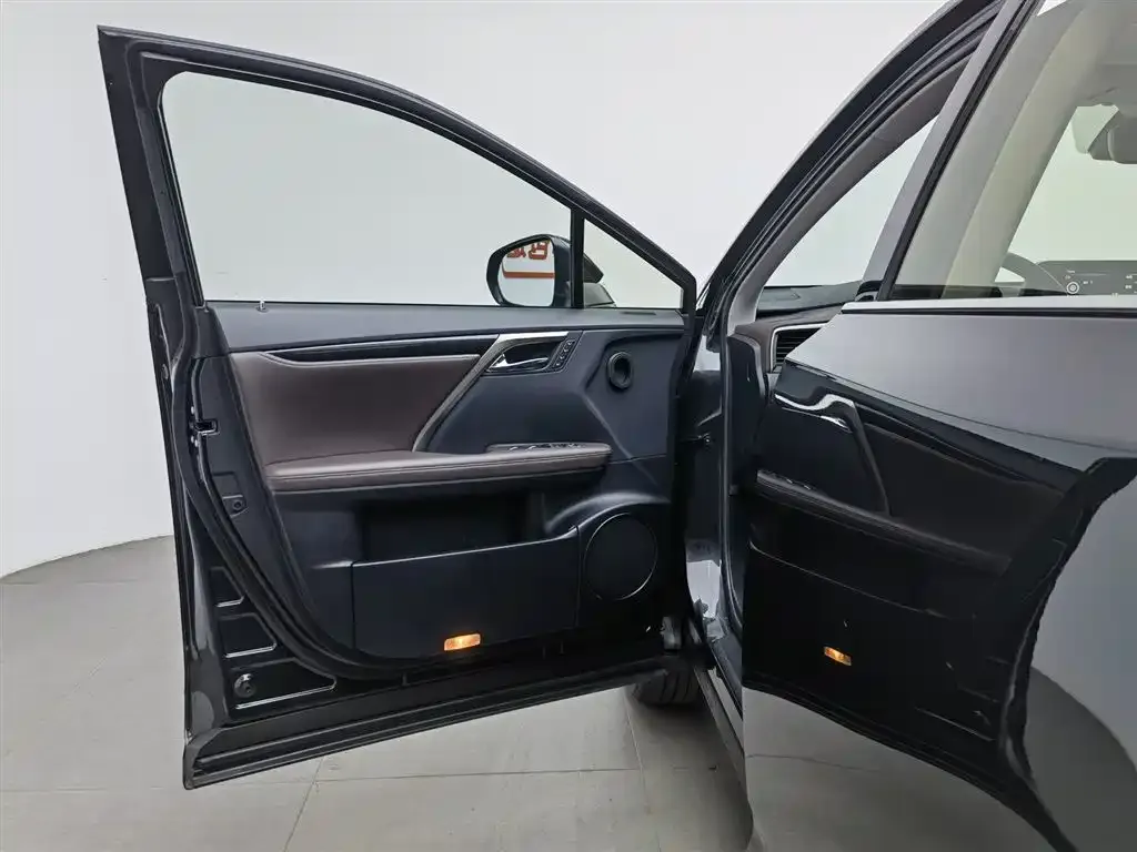 Lexus RX 2022 из CN, фото 8