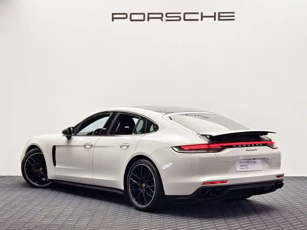 Porsche Panamera — фото 5