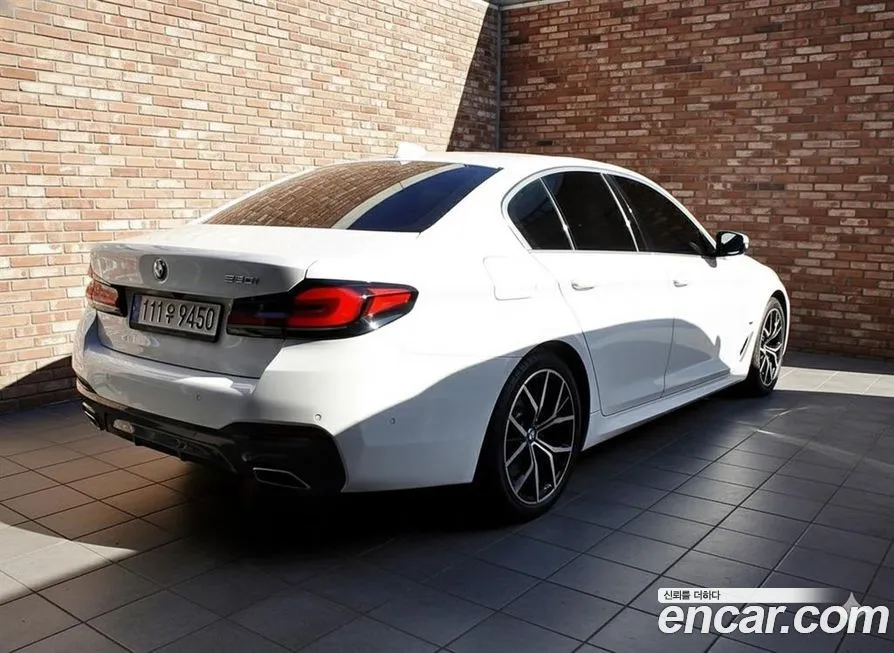 BMW 5-Series 2022 из KR, фото 4